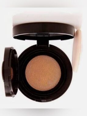 Mally Beauty Foundation in a Compact Flawless Finish 🤎 TAN 🤎